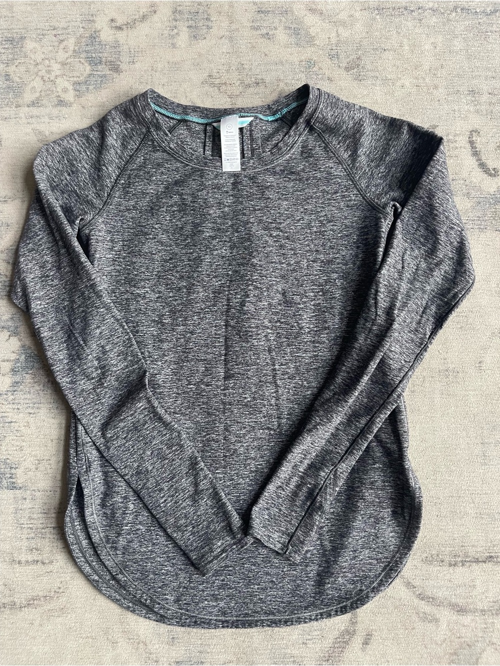 Ivivva by Lululemon Long Sleeve Tee Gray Girls Size 10